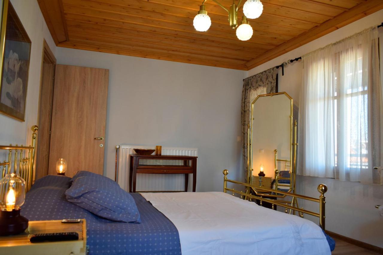 Vila Renovated Old Manor House With Yard Arnaía Exteriér fotografie