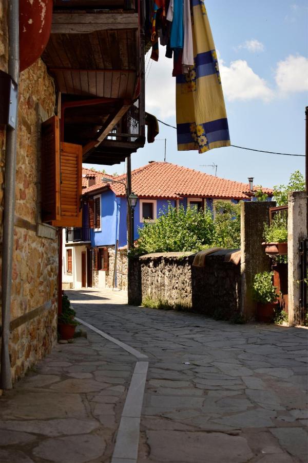 Vila Renovated Old Manor House With Yard Arnaía Exteriér fotografie