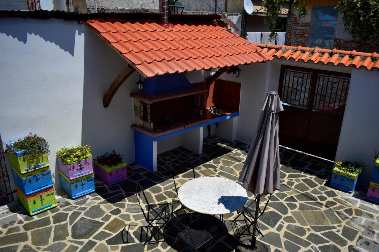 Vila Renovated Old Manor House With Yard Arnaía Exteriér fotografie