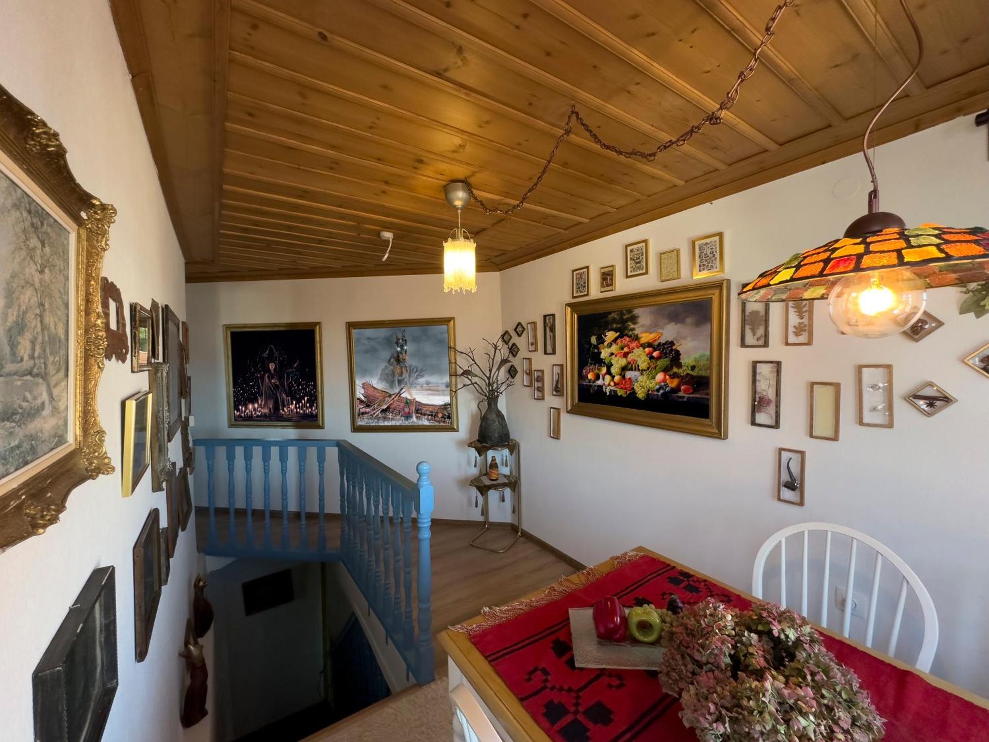 Vila Renovated Old Manor House With Yard Arnaía Exteriér fotografie
